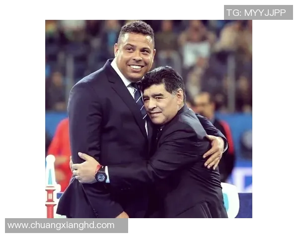 足球巨星的传奇人生与辉煌成就全方位解析