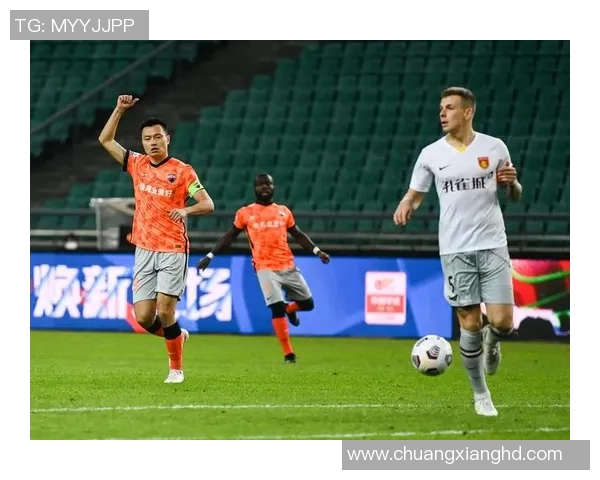 深圳足球队配合策略分析与战术优化探讨